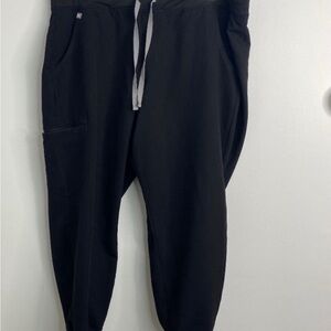 Figs Women’s Black Zamora Jogger Scrub Pants